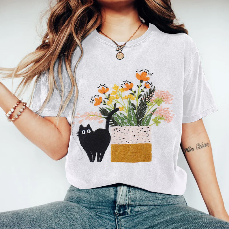 Abstract Creative Potted Plant And Black Cat Embroidery Pattern Drawing Art T-Shirt elevenforest