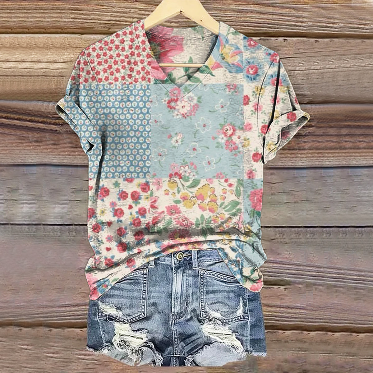 Women's Vintage Floral Patchwork Art Print V-neck Casual T-Shirt