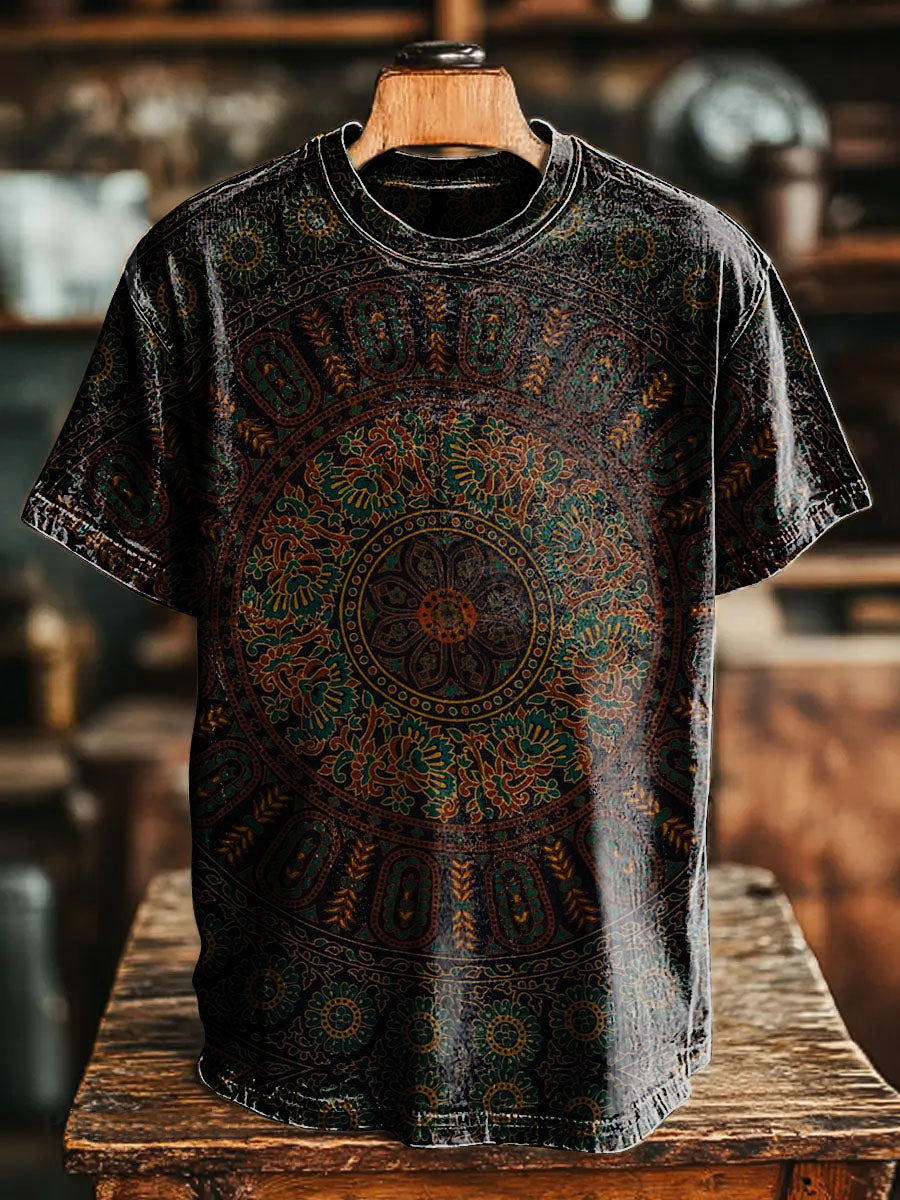 Retro National Floral Weathered look Vintage Art Print Casual T-shirt