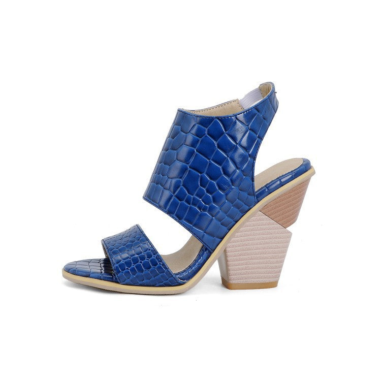 Krásně Zpracované Ortopedické Sandály