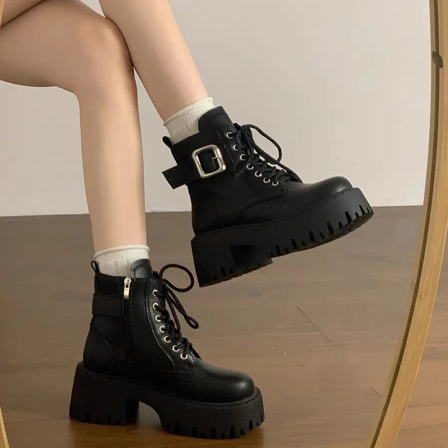 Podpůrné a trendy ortopedické Boty