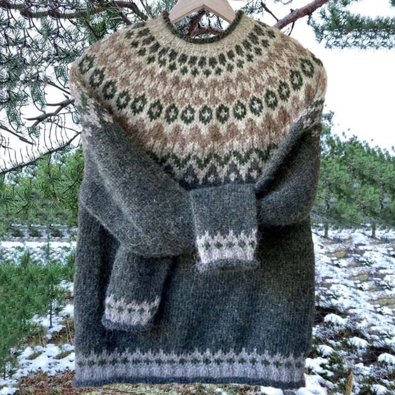 Půvabně navržený Svetr