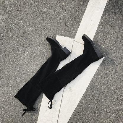 Elegantní Ortopedické Kozačky s Unikátním Designem