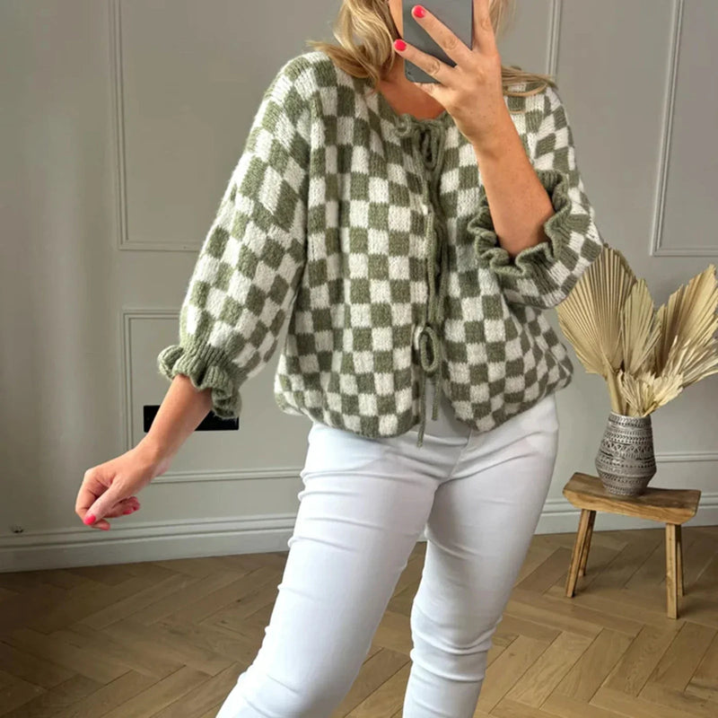Elegantně navržený Svetr