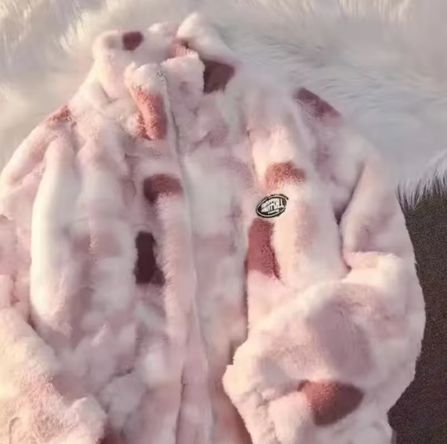 Bunda v nadčasovém vintage stylu