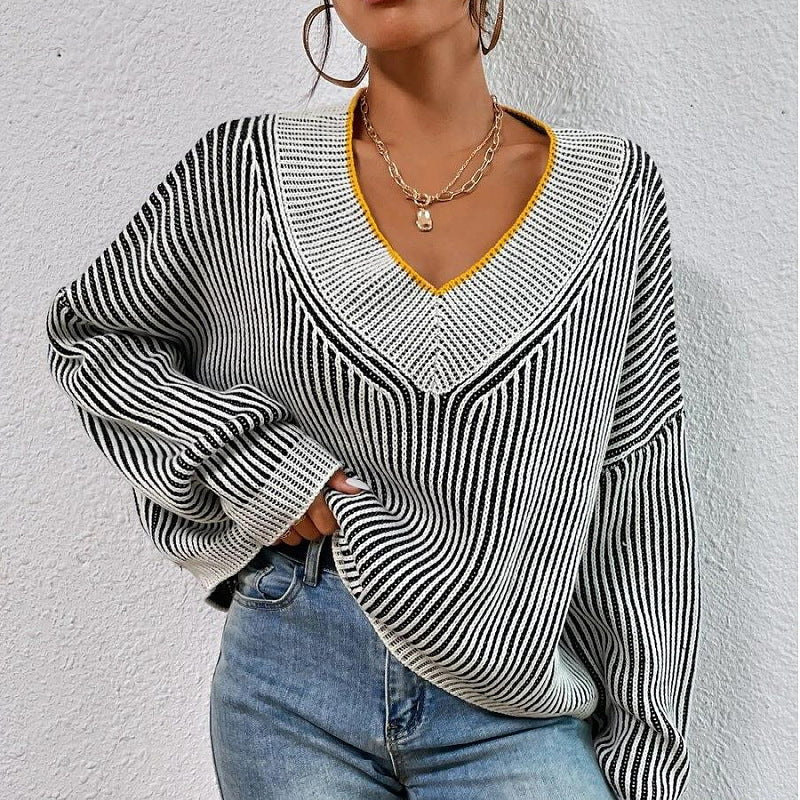 Půvabně navržený Svetr