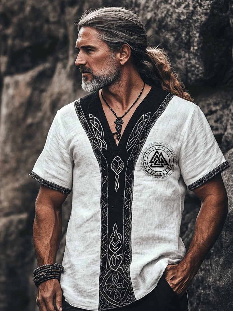 Košile v nadčasovém vintage stylu