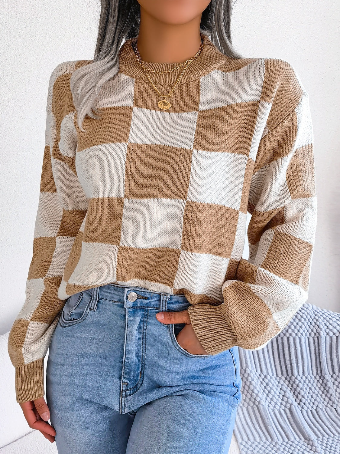 Elegantně navržený Svetr