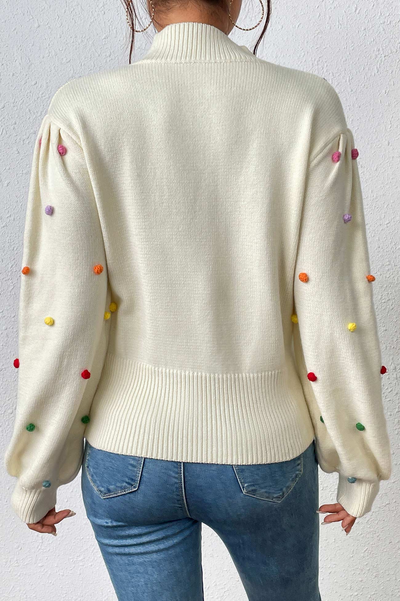Svetr v nadčasovém vintage stylu