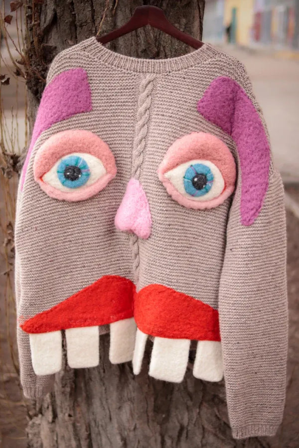 Promyšleně navržený cardigan