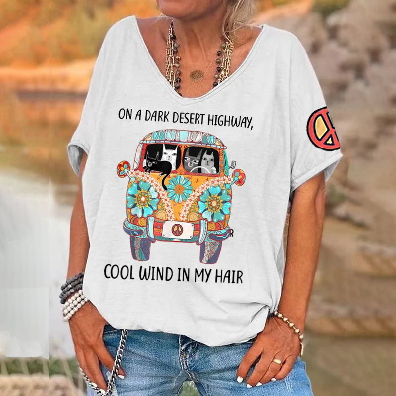 Women's Hippie On A Dark Desert Highway Cool Wind In My Hair Pattern Hippie Vibe Print Casual V-Neck Tee elevenforest
