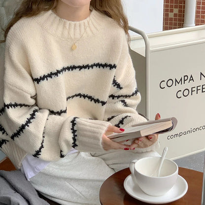 Delia® | Casual, loose knitted sweater for women