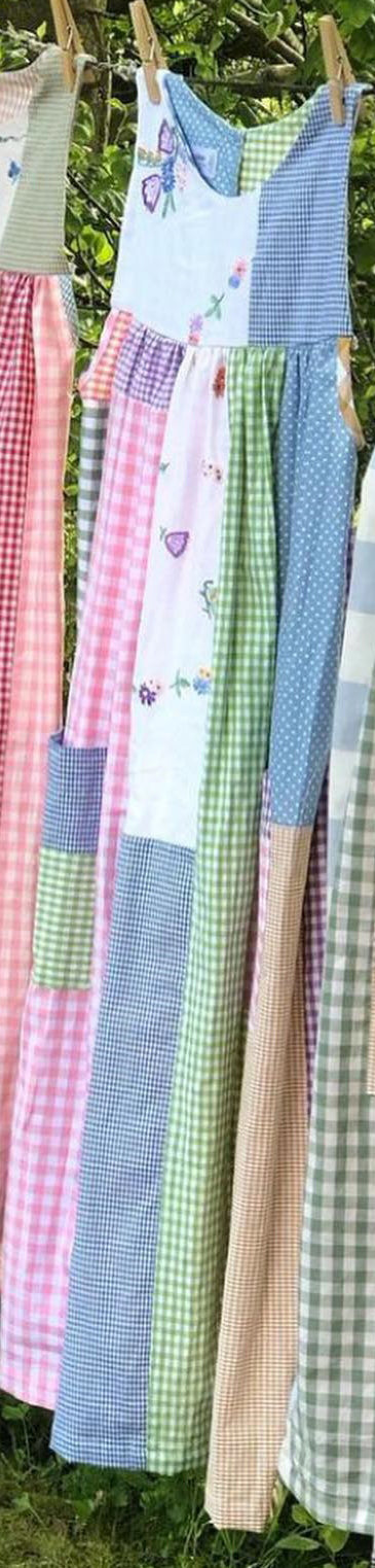 Elegantně navržený Šaty