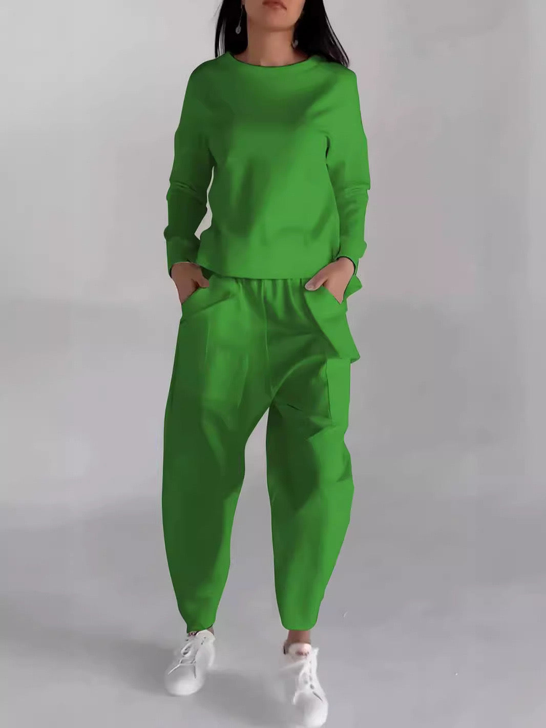 Elegantně navržený Svetr