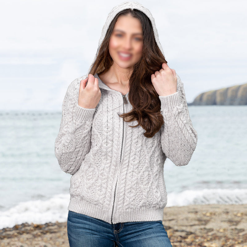 Krásně zpracovaný Svetr