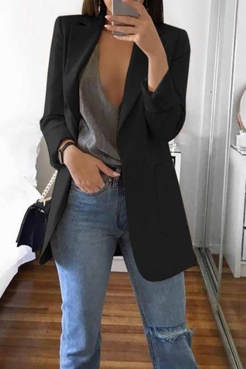 Šaty v nadčasovém vintage stylu