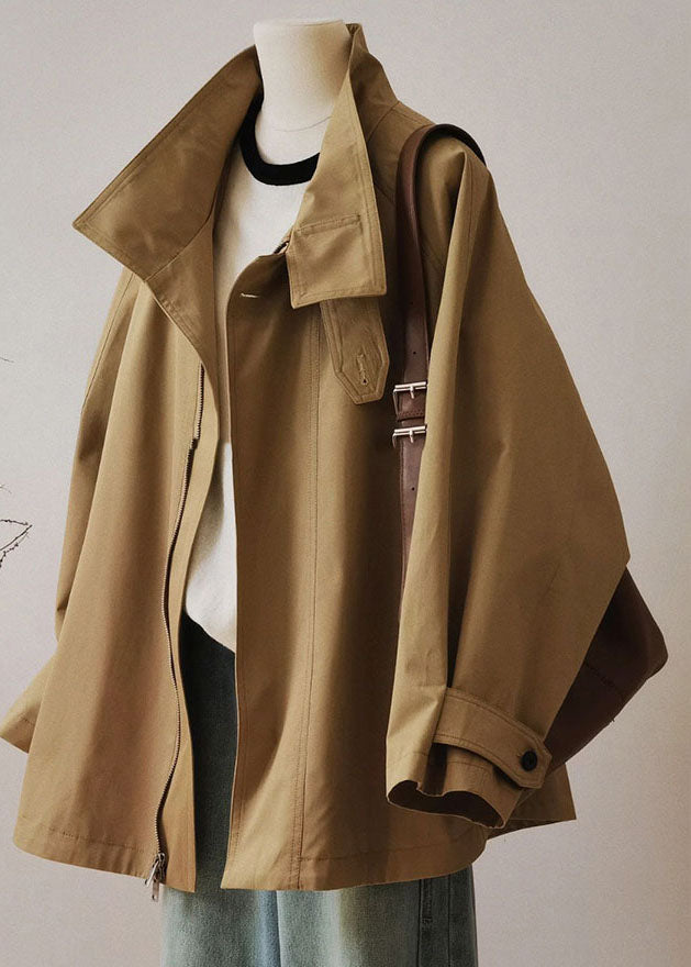 Francouzský khaki trenčkot s límečkem Peter Pan, zipem a patchworkem, dlouhý rukáv