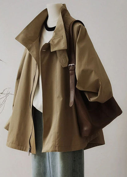 Francouzský khaki trenčkot s límečkem Peter Pan, zipem a patchworkem, dlouhý rukáv