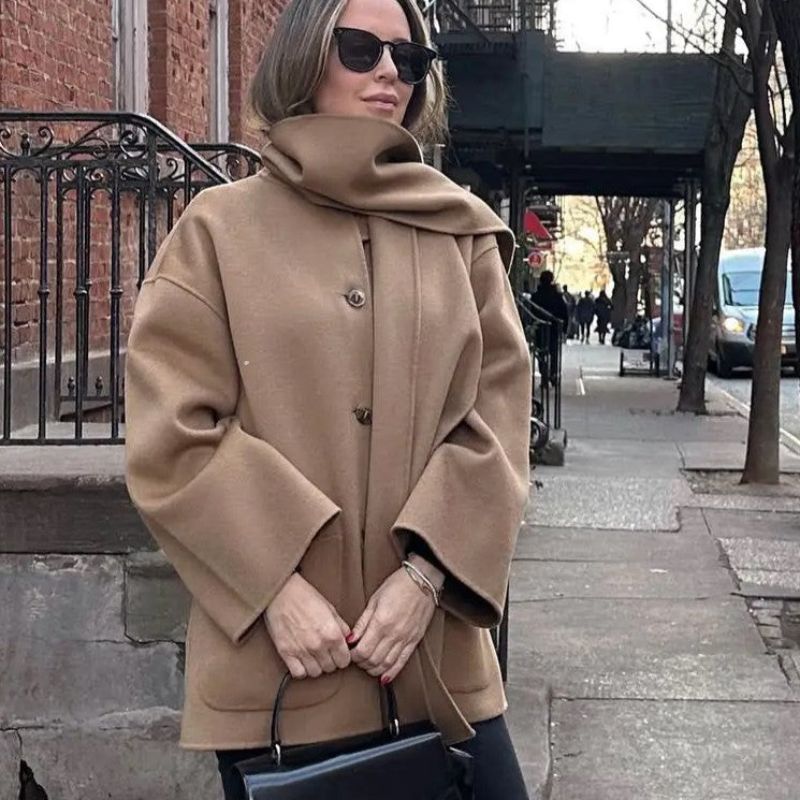 Bunda v nadčasovém vintage stylu