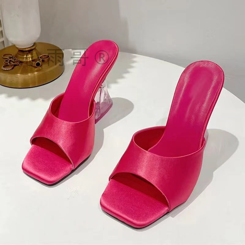 Elegantní Ortopedické Sandály s Unikátním Designem