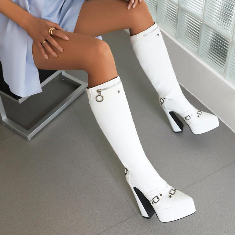 Elegantní Ortopedické Kozačky s Unikátním Designem