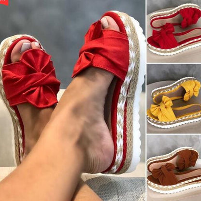 Elegantní Ortopedické Sandály s Unikátním Designem