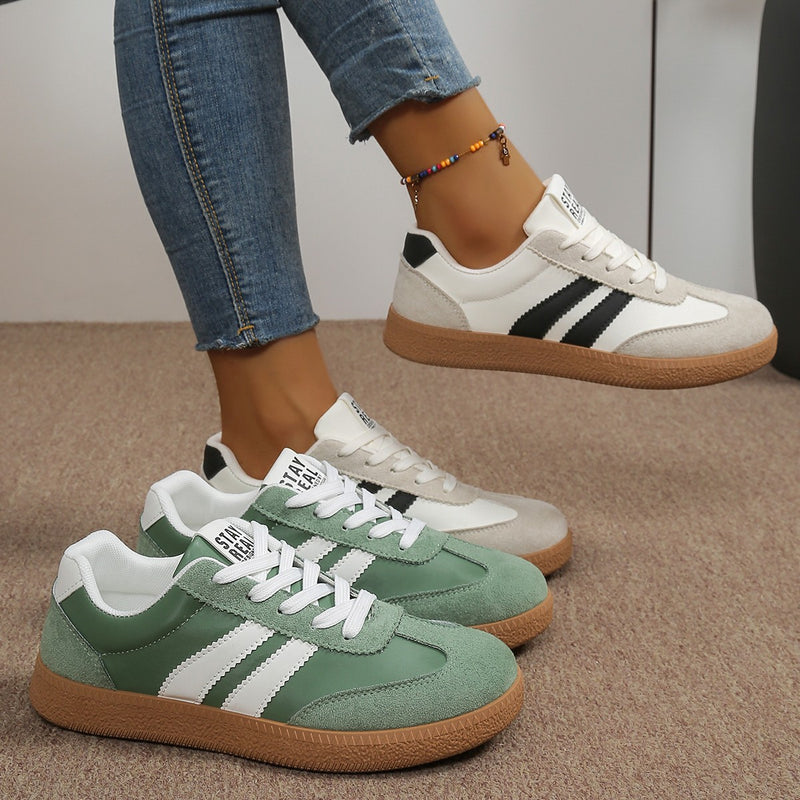 Klasické Ortopedické Tenisky s Nadčasovým Stylem