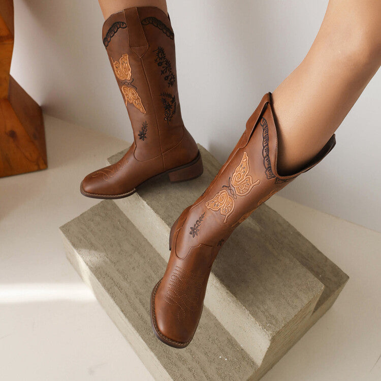 Elegantní Ortopedické Kozačky s Unikátním Designem