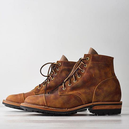 Ortopedické boty inspirované vintage stylem