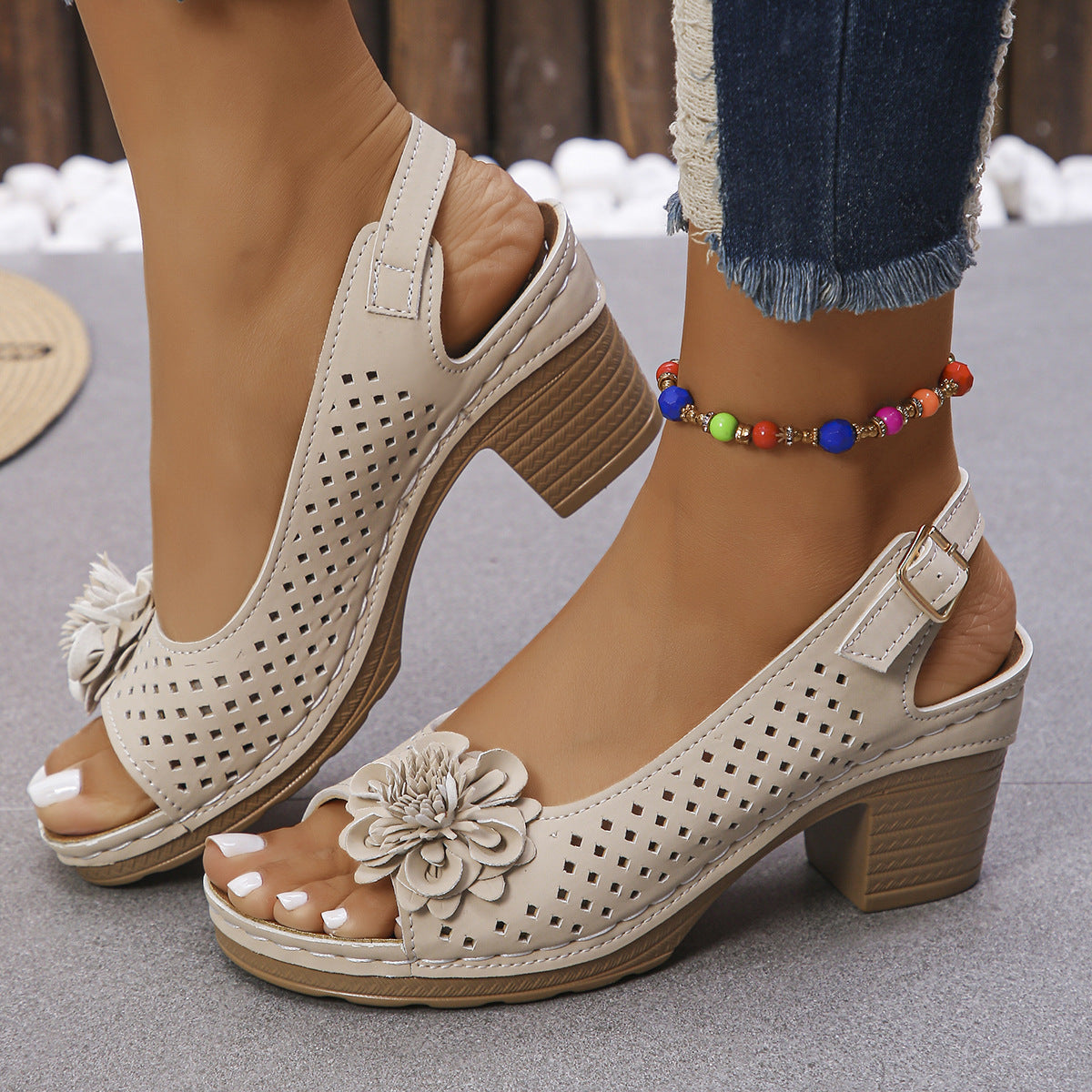 Půvabné Ortopedické Sandály pro Moderní Vzhled