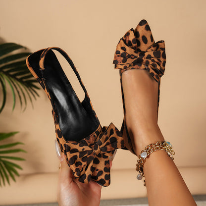 Klasické Ortopedické Sandály s Nadčasovým Stylem