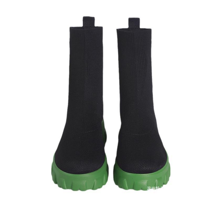 Elegantní Ortopedické Kozačky s Unikátním Designem
