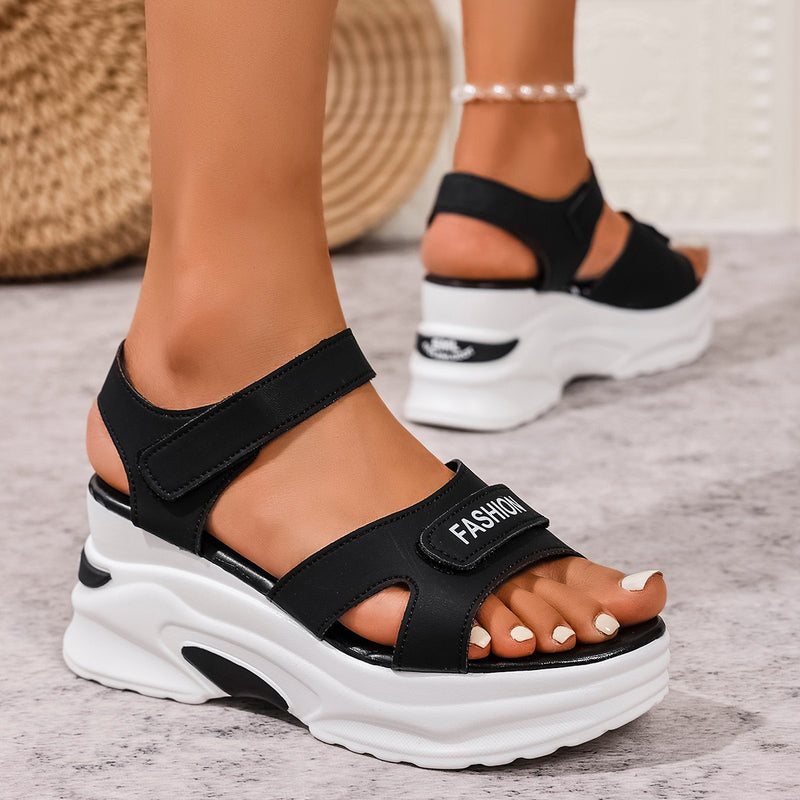Elegantní Ortopedické Sandály pro Každý Krok