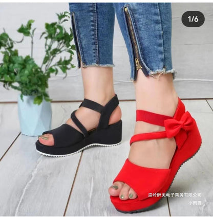 Elegantní Ortopedické Sandály s Unikátním Designem