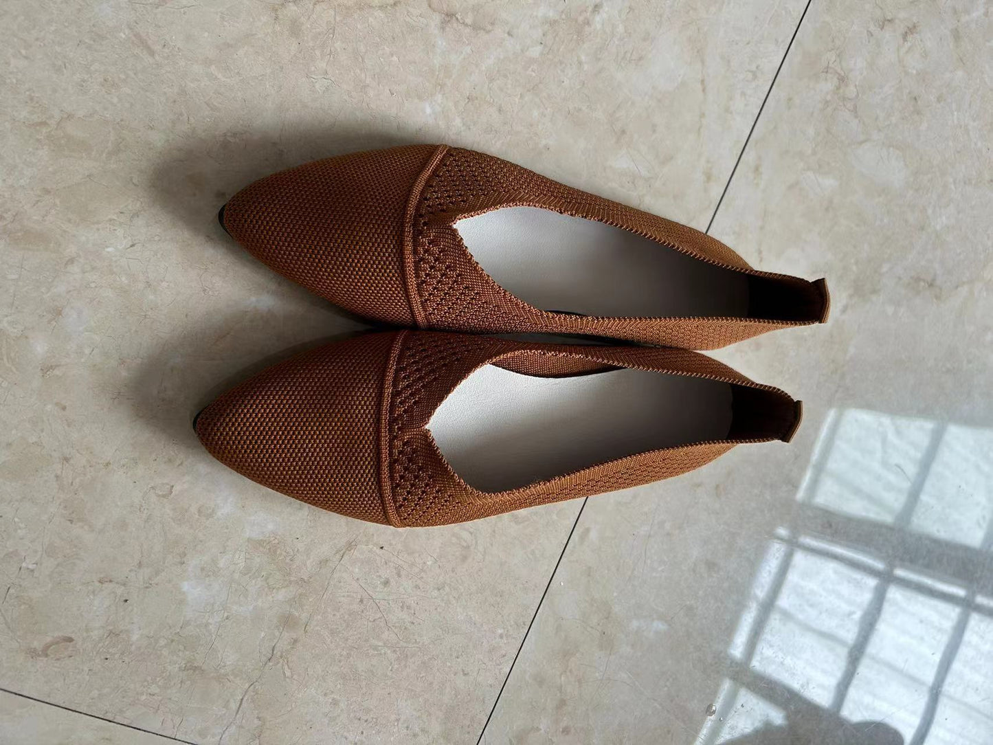 Elegantní Ortopedické Boty s Unikátním Designem