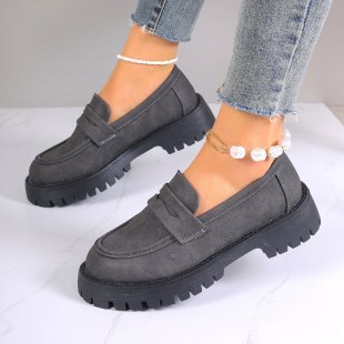 Elegantní Ortopedické Boty s Unikátním Designem