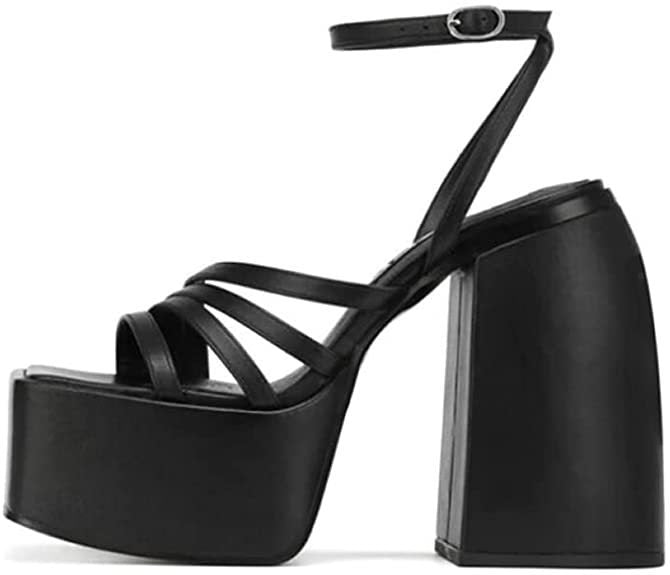 Elegantní Ortopedické Sandály s Unikátním Designem