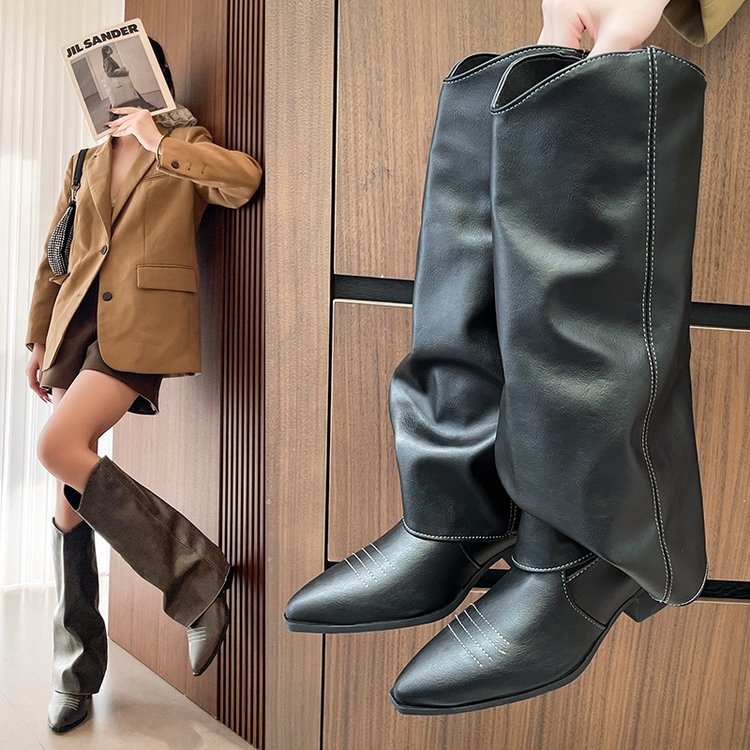 Elegantní Ortopedické Kozačky s Unikátním Designem