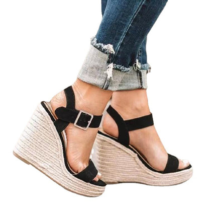Elegantní Ortopedické Sandály pro Každý Krok