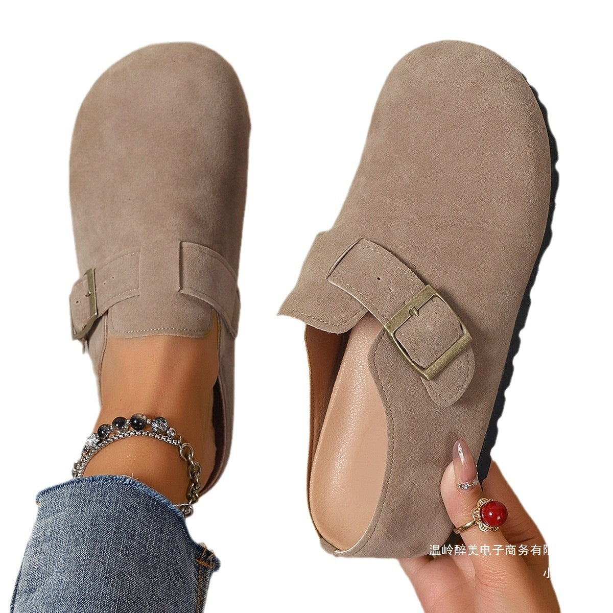 Elegantní Ortopedické Boty s Unikátním Designem