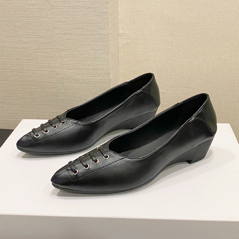 Elegantní Ortopedické Boty s Unikátním Designem