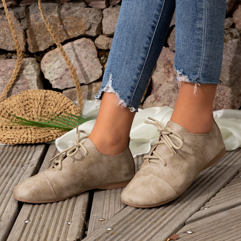 Elegantní Ortopedické Boty s Unikátním Designem
