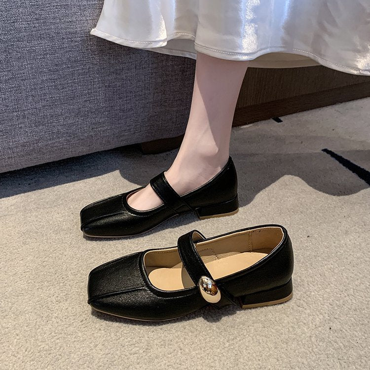 Elegantní Ortopedické Boty s Unikátním Designem