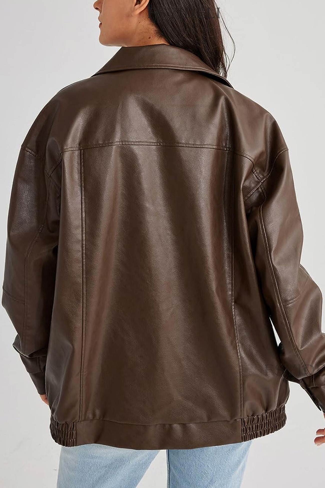 Bunda v nadčasovém vintage stylu
