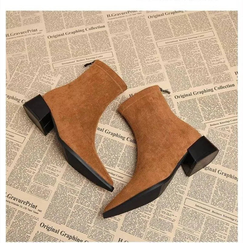 Podpůrné a trendy ortopedické Boty