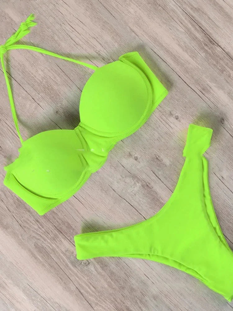Stylový bez námahy Bikiny