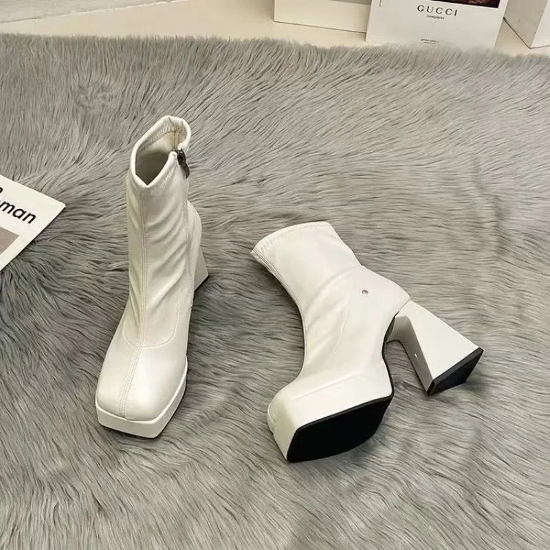 Podpůrné a stylové ortopedické Boty