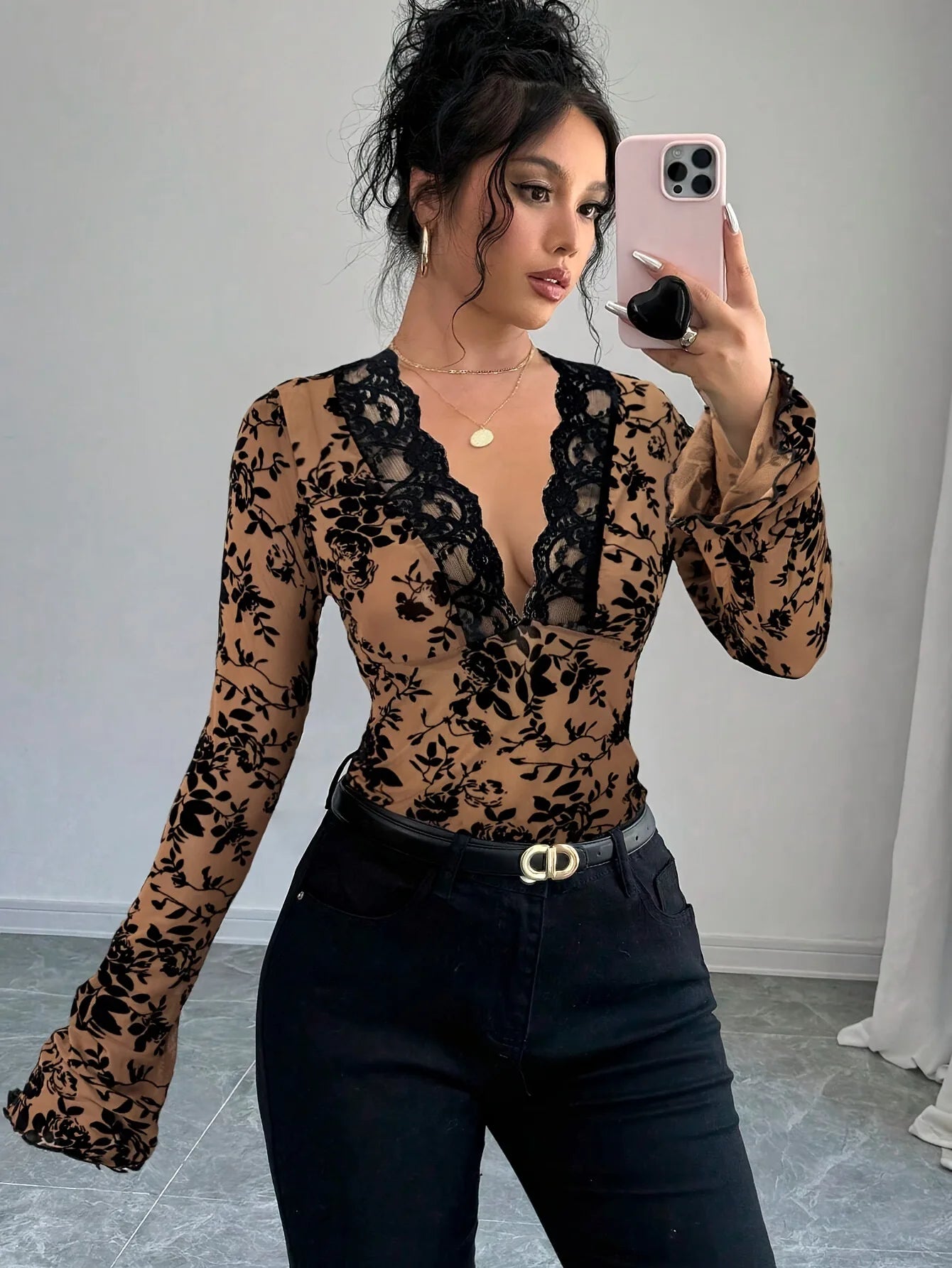 Nenápadný a elegantní Košile
