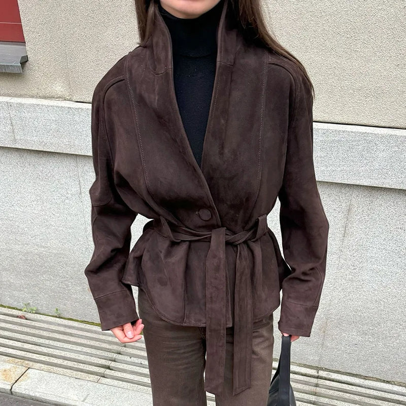 Elegantní a pohodlný Bunda