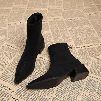 Podpůrné a trendy ortopedické Boty
